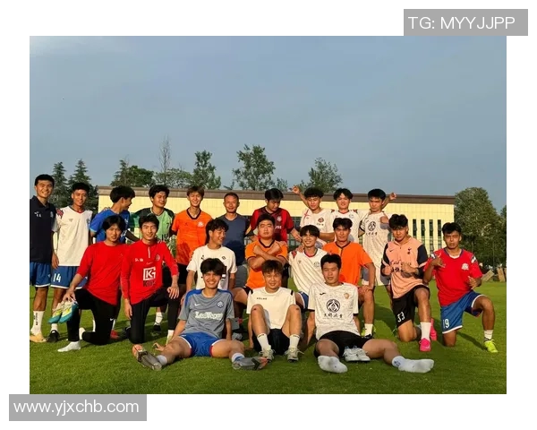 重庆足球明星队解散引发热议昔日辉煌成追忆新星何在